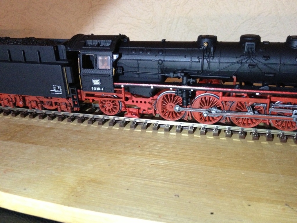 ESCI Revell Mehrzwecklokomotive 1/87 Baureihe 41 - Seite 2 Img_1135