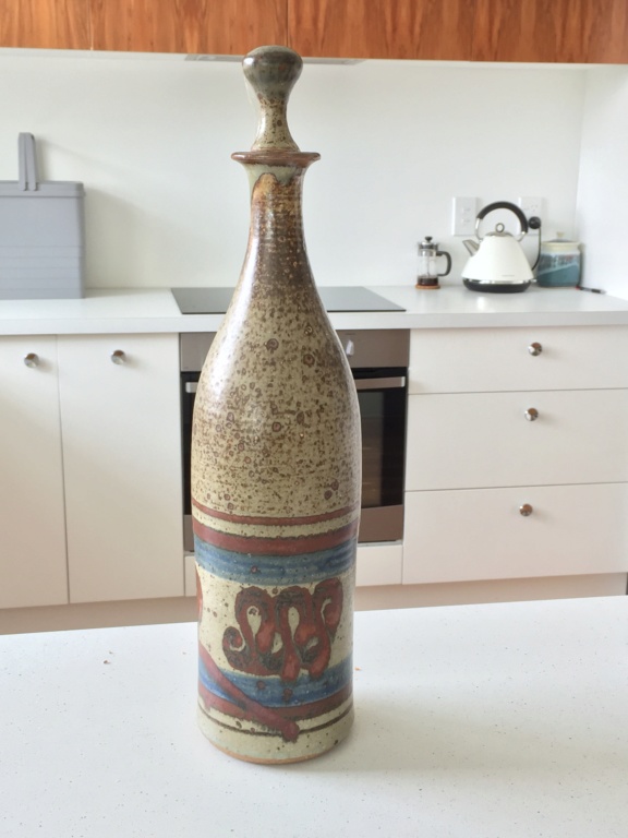 Help? NZ potter? Any ideas? This was made by Arnaud Barraud 8fc0e210
