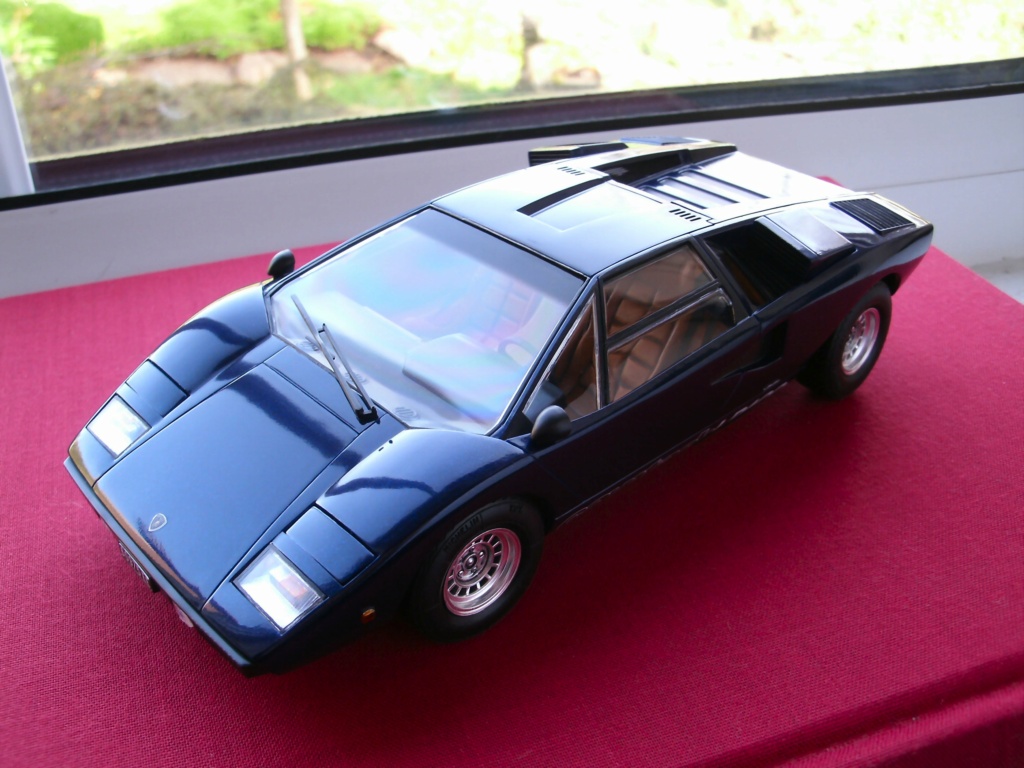 1974 Lamborghini Countach LP400 (Tamiya) 04718