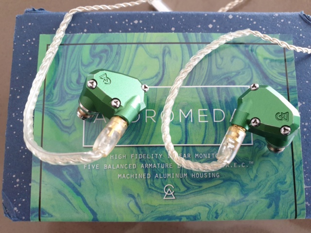 (To + Sped.) Cuffie In Ear Campfire Andromeda 20201027