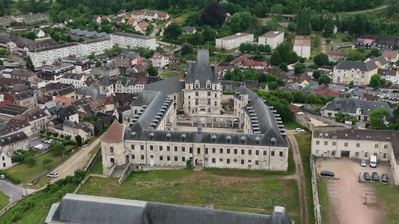 5 châteaux à découvrir dans l'Eure 62efe010