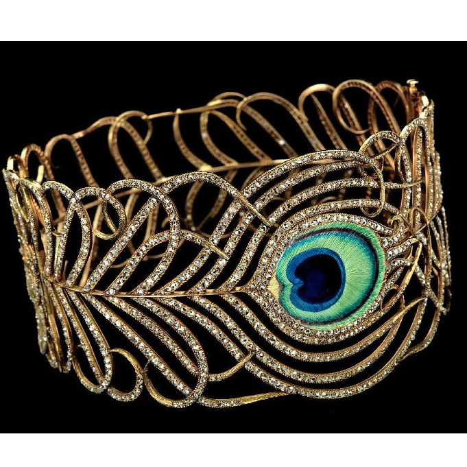 Les 7 plus beaux bijoux vintage exposés dans le monde entier Meller10