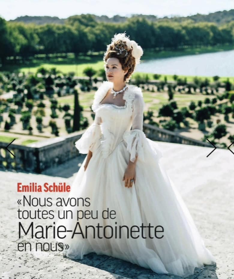 Série "Marie-Antoinette" avec Emilia Schüle - Page 4 Telech12