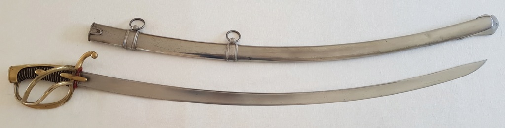 Les sabres d'officier de cavalerie légère à la chasseur - Page 2 6011