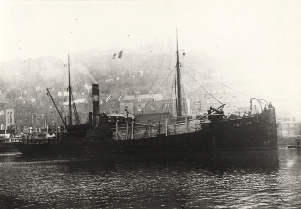 1916 navire Newton  012up210