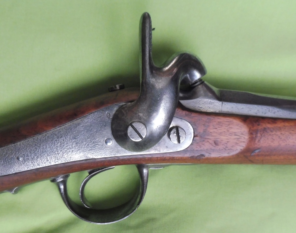 "Mousqueton" Mle 1840 T et fusil Belge 184011