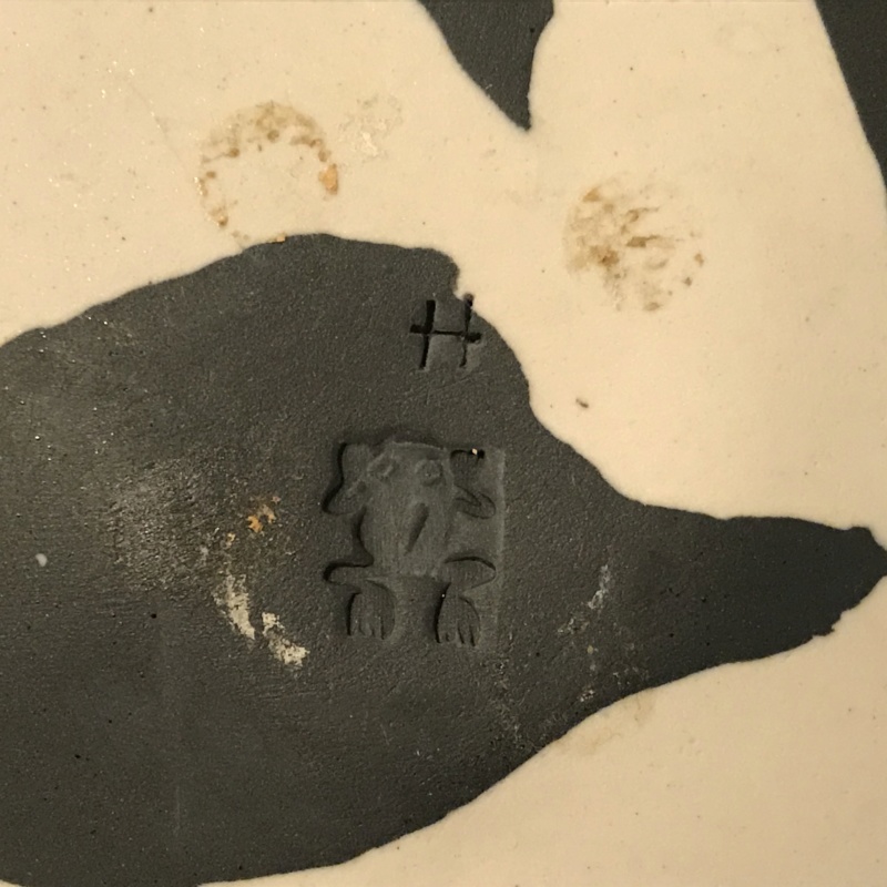 Stamped Frog & Letter H pottery mark on ceramic bowl . Img_0119