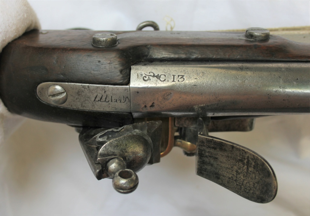 sabres, fusils, pistolets : "manufacture impériale" à partir de 1806 ? - Page 2 Img_6310