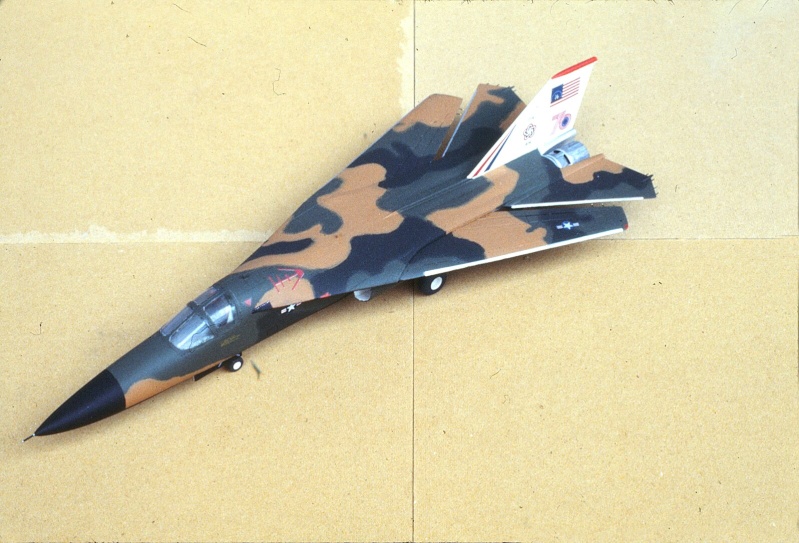 [Airfix] General Dynamics (Grumman) F-111E (1975) Genera10