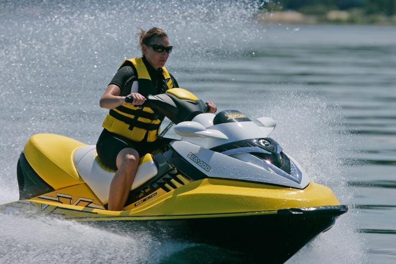 Sea-Doo 2009 - Page 2 2009se12