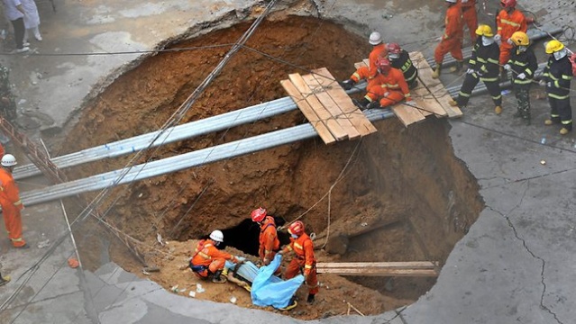 SINKHOLES : LE PHENOMENE S'ACCELERE 96825010