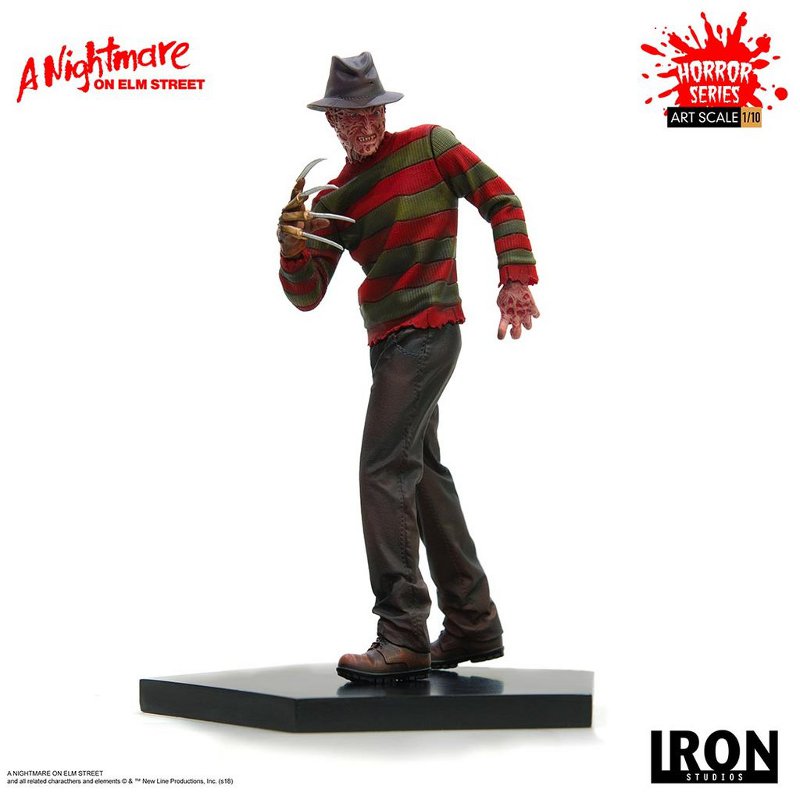 IRON STUDIOS : A Nightmare On Elm Street – Freddy Krueger Statue A_nigh10