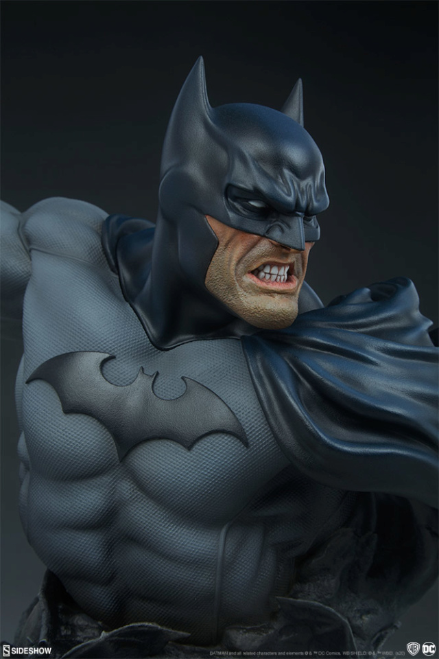 BATMAN bust Batma172