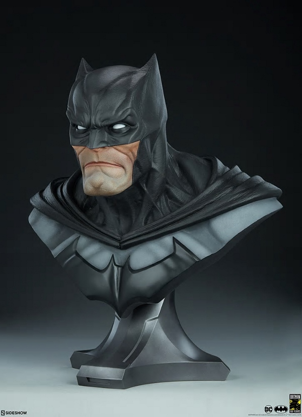 BATMAN LIFE SIZE BUST Batman28