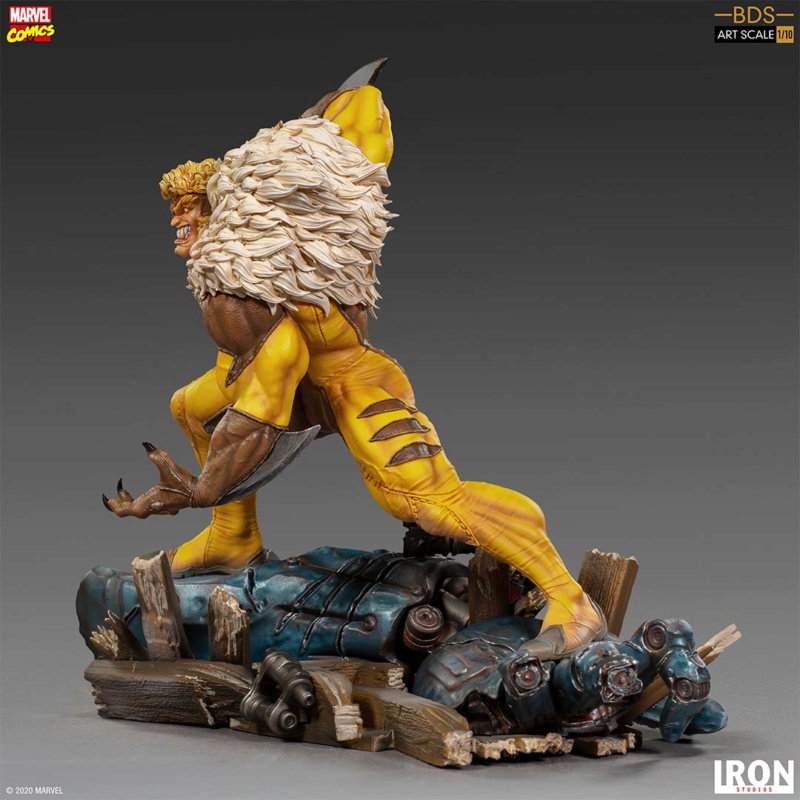 IRON STUDIOS : Sabretooth Battle Diorama Series Statue Iron-521