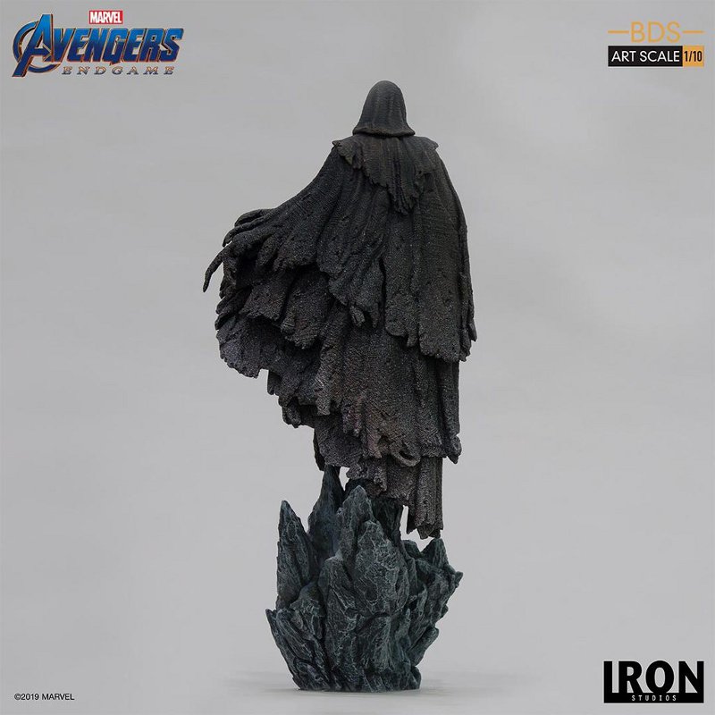 IRON STUDIOS : Avengers: Endgame – Red Skull Battle Diorama Statue Iron-s33