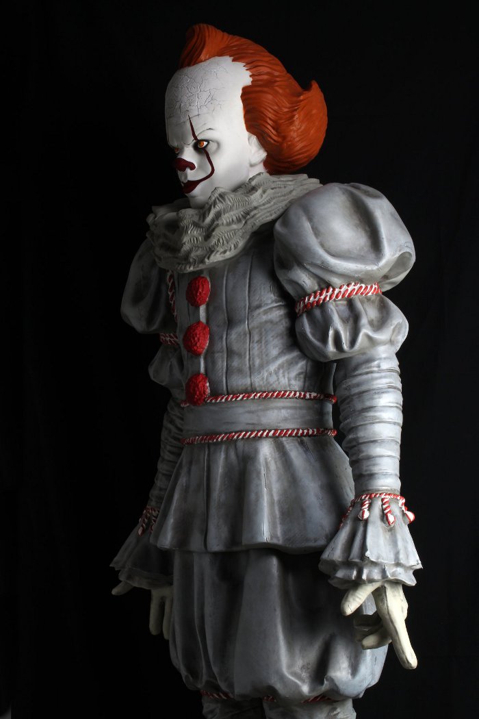 IT: Chapter Two – Pennywise Life Size  Neca-l28
