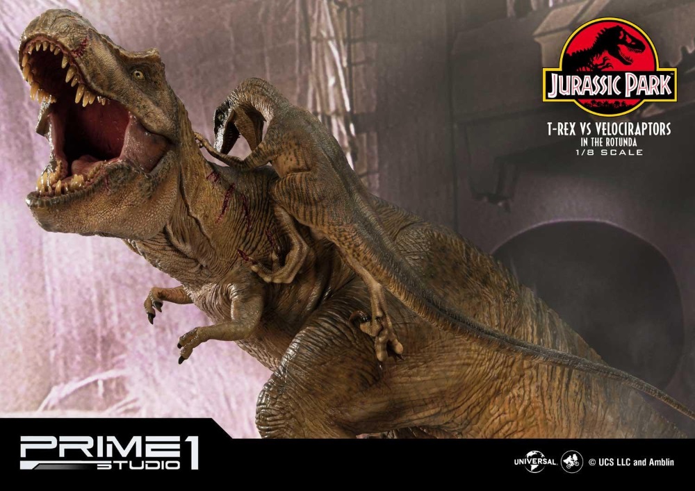 Jurassic Park T-Rex vs Velociraptors in the Rotunda 1/8 scale Statue Prime100