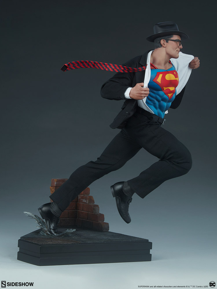 Superman “Call to Action” Premium Format Figure Superm68