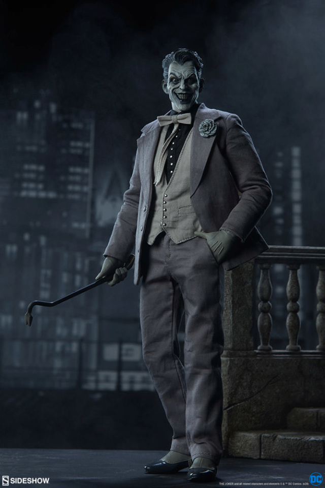 The Joker (Noir Version) Sixth Scale Figure The-jo27