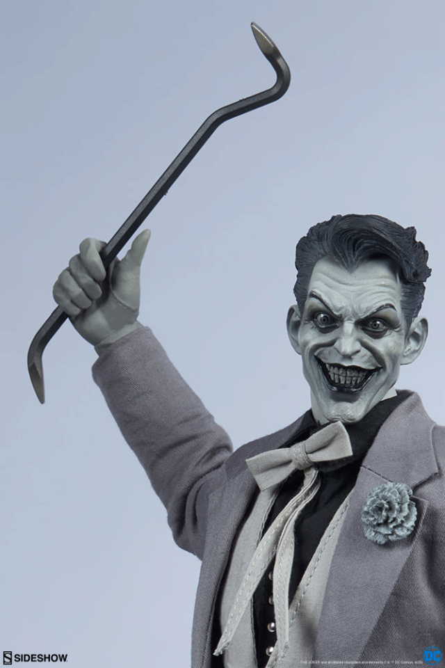 The Joker (Noir Version) Sixth Scale Figure The-jo30