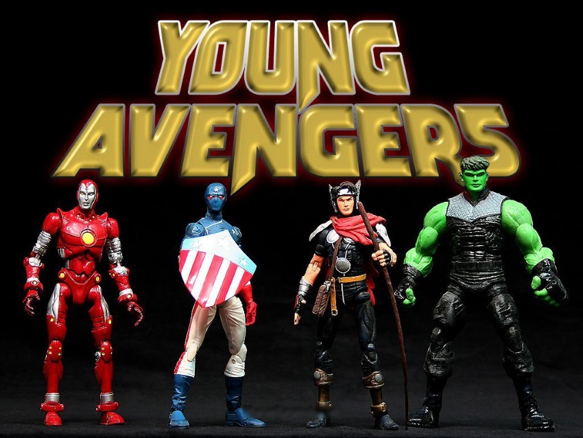 TOY BIZ : Marvel Legends - Young Avengers Box Set - 2006 Young_10
