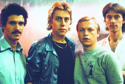 LEVEL 42 - IT'S OVER ( extended version) Band8110