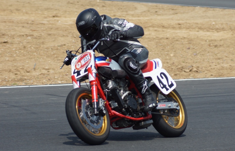 Honda RS 750 - Page 5 Dsc04111