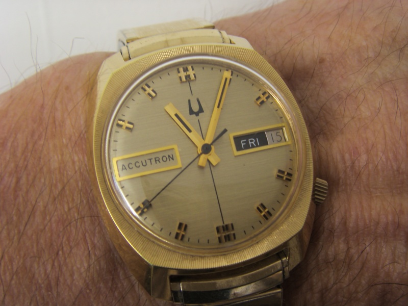 BULOVA Accutron NOS 1974 21810