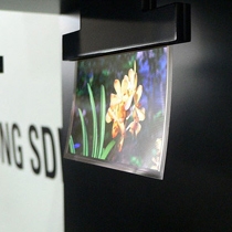 Ekran OLED jashtzakonisht i holl nga Samsung Samsun10