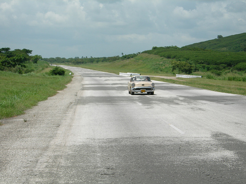 Carreteras de Cuba, factor importante en la reconstruccion de la isla...(fotos) 21149410