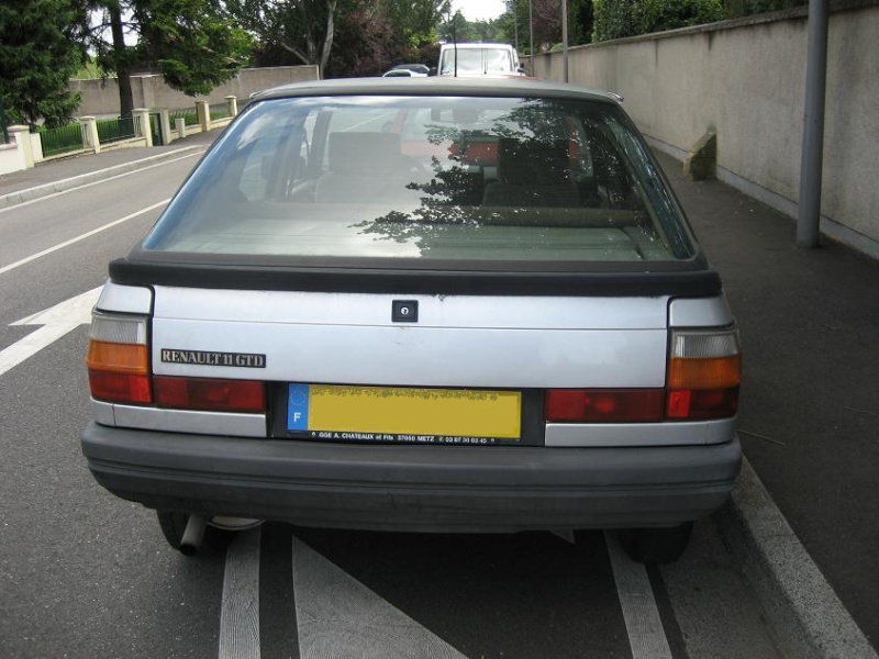 Ma Renault 11 GTD grise de 1984 1img0911