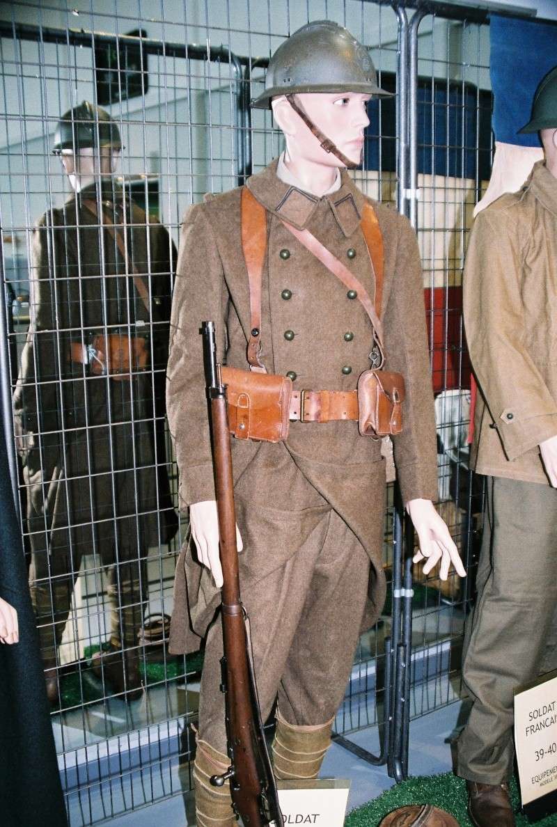 Composition des tenues d'infanterie et liste des uniformes et matériels et leurs fournisseurs en copie 00001910