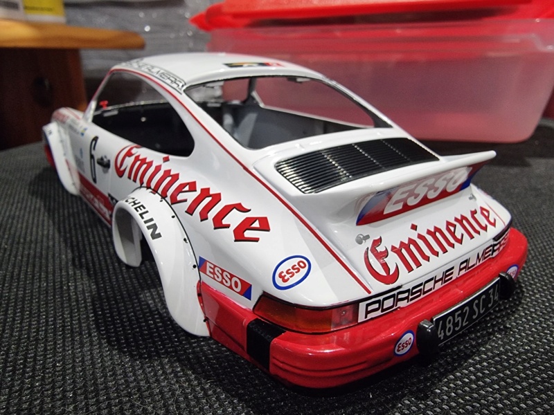 Transformation d'une Porsche 911 SC die-cast au 1 /18 20231125