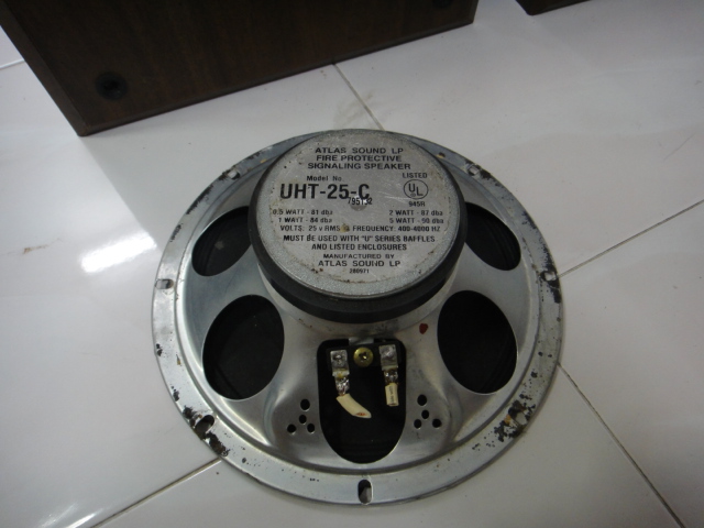Atlas soud lp fire protective UHT-25C sigaling speaker (Used)sold Dsc00419