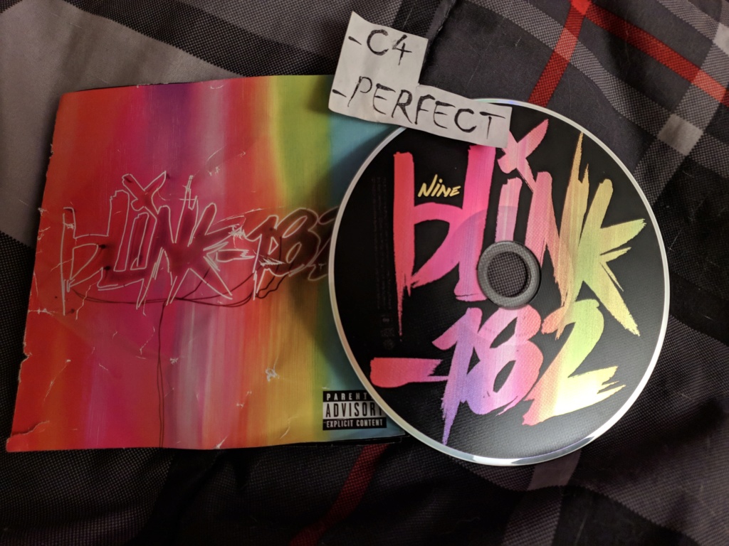 Blink-182-Nine-2019-C4 00-bli10