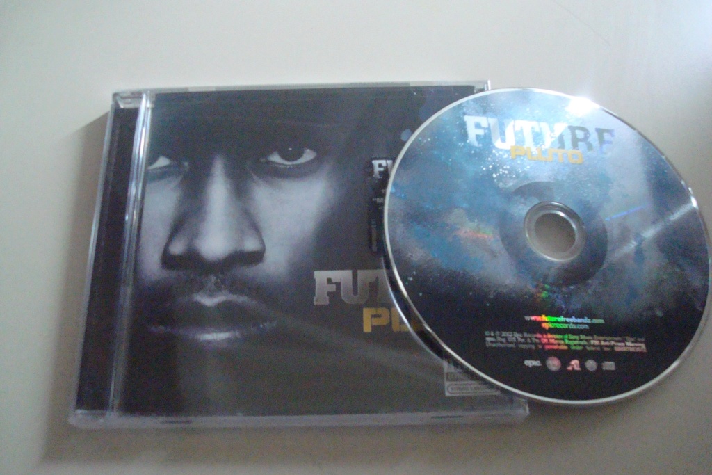 Future-Pluto-2012-CR 00-fut17