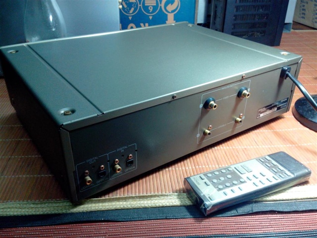 Denon DCD-S10 CD player  (sold) Img_2024