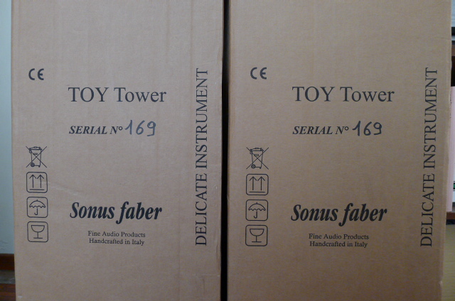 Sonus Faber Toy Tower floorstanding speakers (sold) P1070015