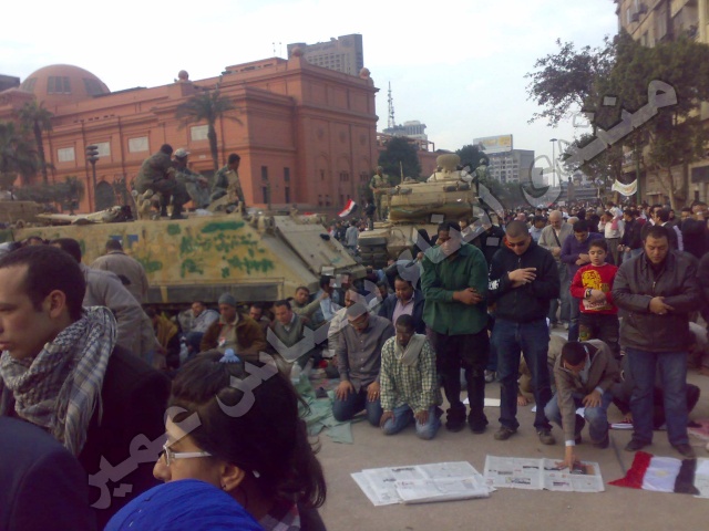 جولة ميدانية فى ميدان التحرير (فيديو وصور ) Ouooou34