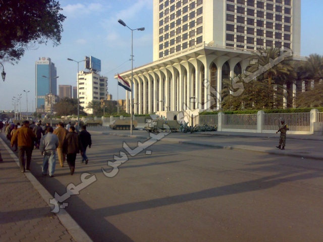 جولة ميدانية فى ميدان التحرير (فيديو وصور ) Ouooou46