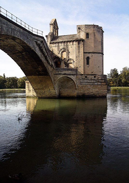Le pont d'Avignon Dsc04611
