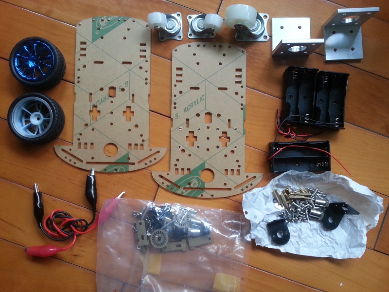 购买到的arduino智能小车器件 20130515
