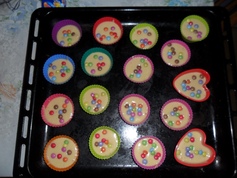 Cupcakes : recettes et décors simples - Page 3 Sam_0010