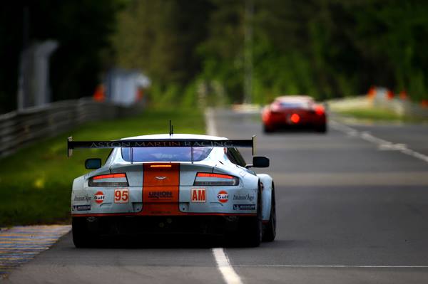 Retour Alpine - 24 Heures du Mans - Alpine A450 - LMP2 - 22 et 23 juin 2013 - Page 5 Aston_10