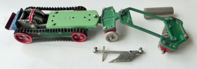 Solido démontable - Le matériel agricole (tracteurs, remorques, instruments aratoires) y compris AVG Instru13