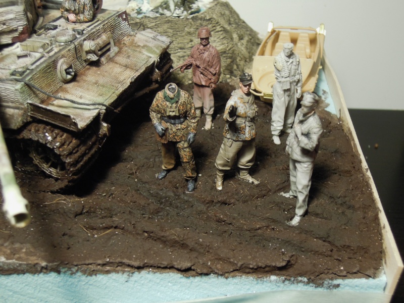tiger I totenkopf late production zimmerit hiver 44/45 DRAGON 1/35 Dscn5438