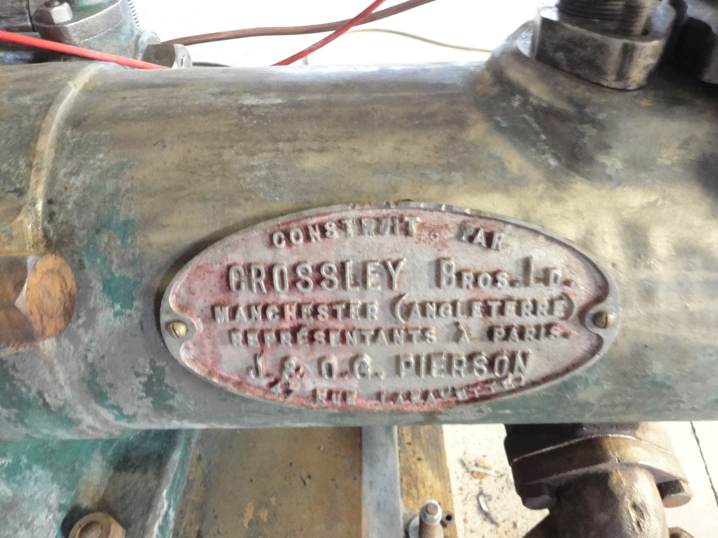 Restauration d'un moteur Crossley Dsc01812