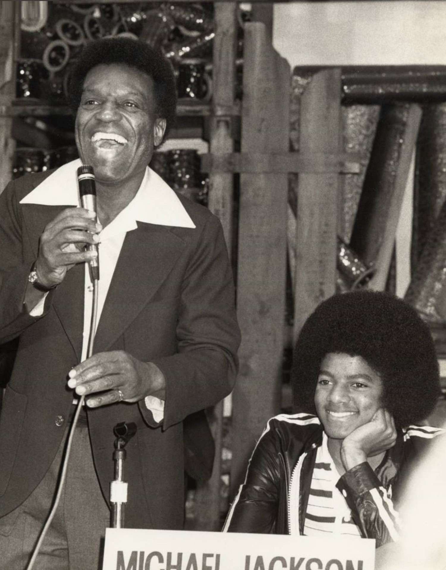DIVULGAÇÃO - The Wiz - Michael Jackson and his The Wiz, Co-Also starring Diana Ross and Russell Nipsy attend a Press Conference for the premiere of the film. 17-28_10