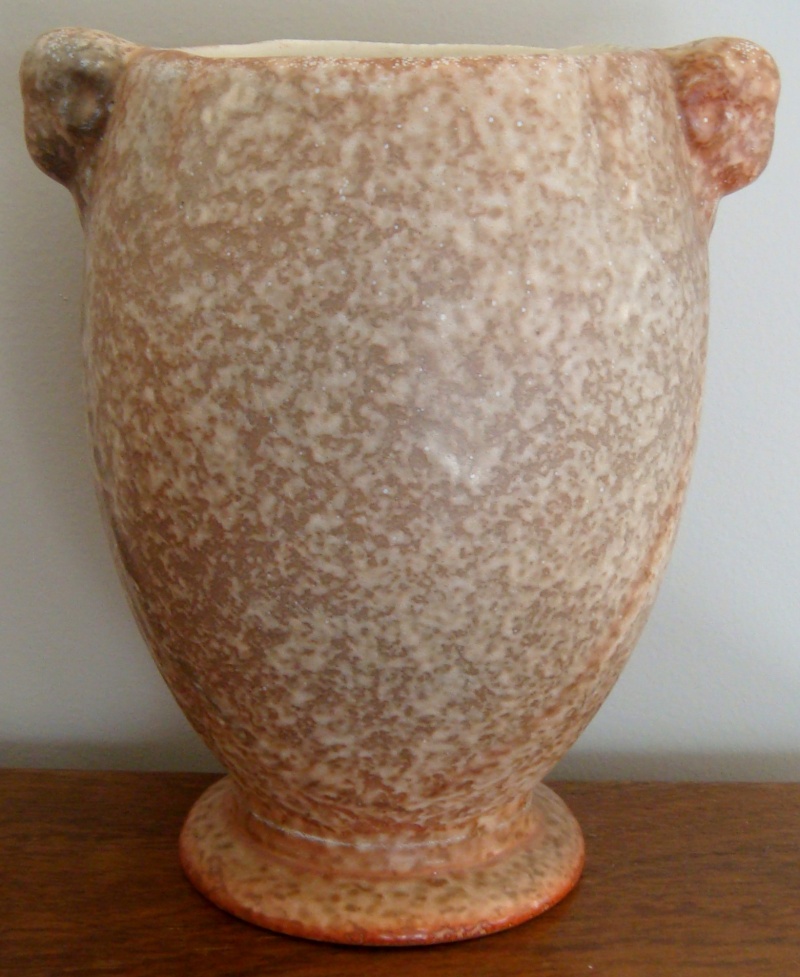 PV-110. Rams Head vase in stonehenge glaze Dsc05415